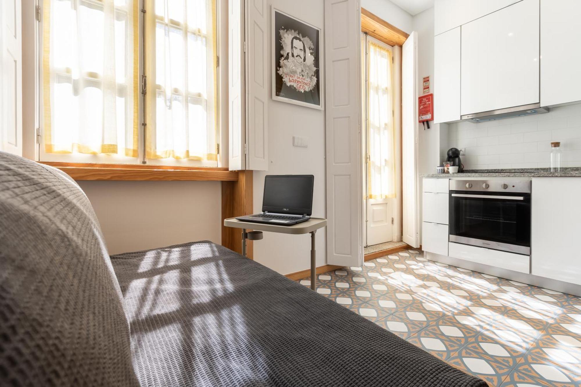 731 Costa Cabral Metro Residence Porto Pokoj fotografie