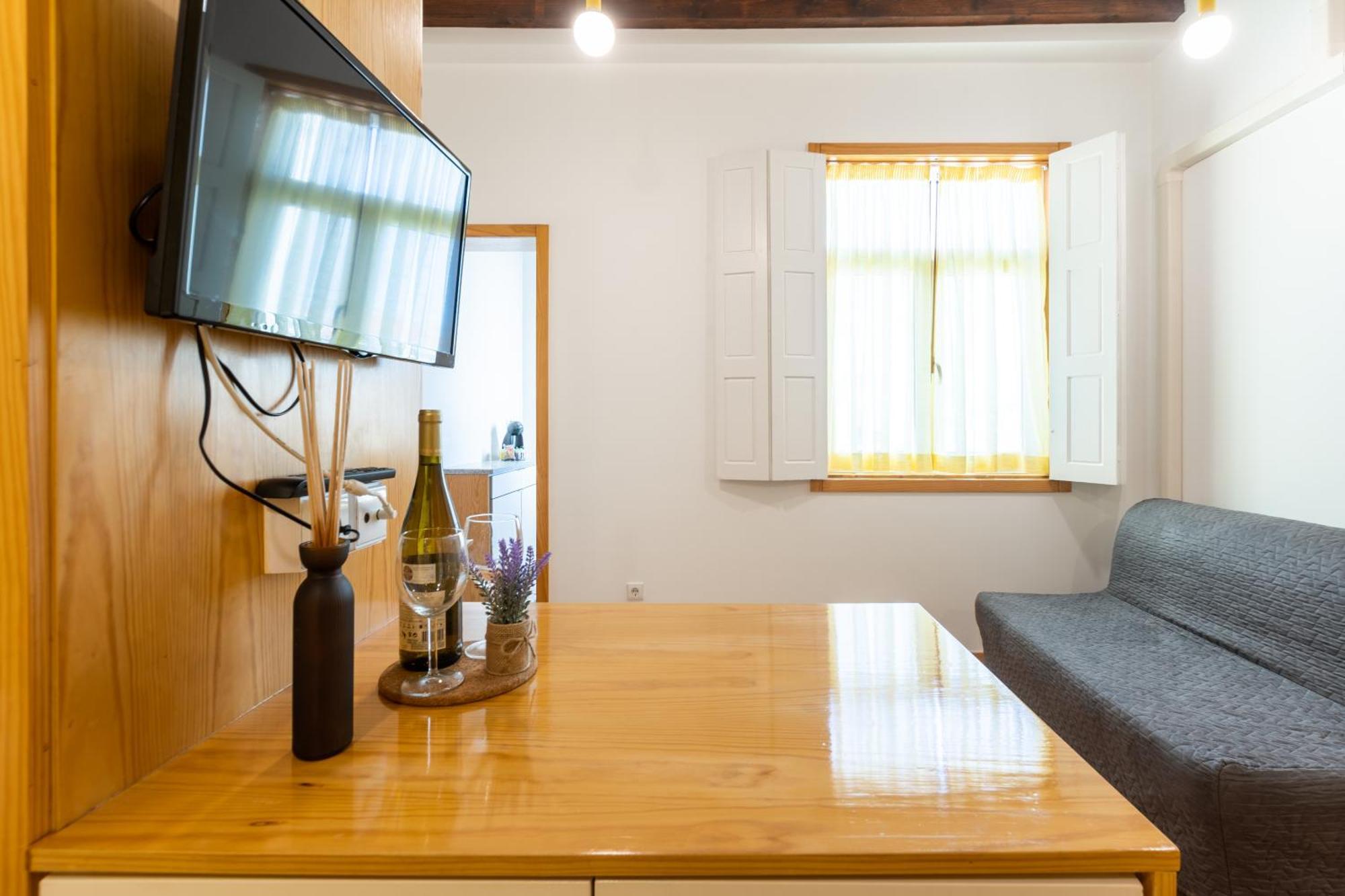 731 Costa Cabral Metro Residence Porto Pokoj fotografie
