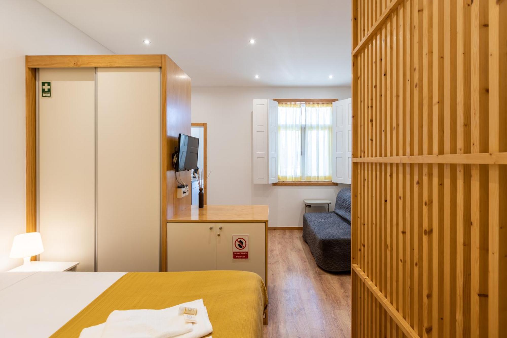 731 Costa Cabral Metro Residence Porto Pokoj fotografie