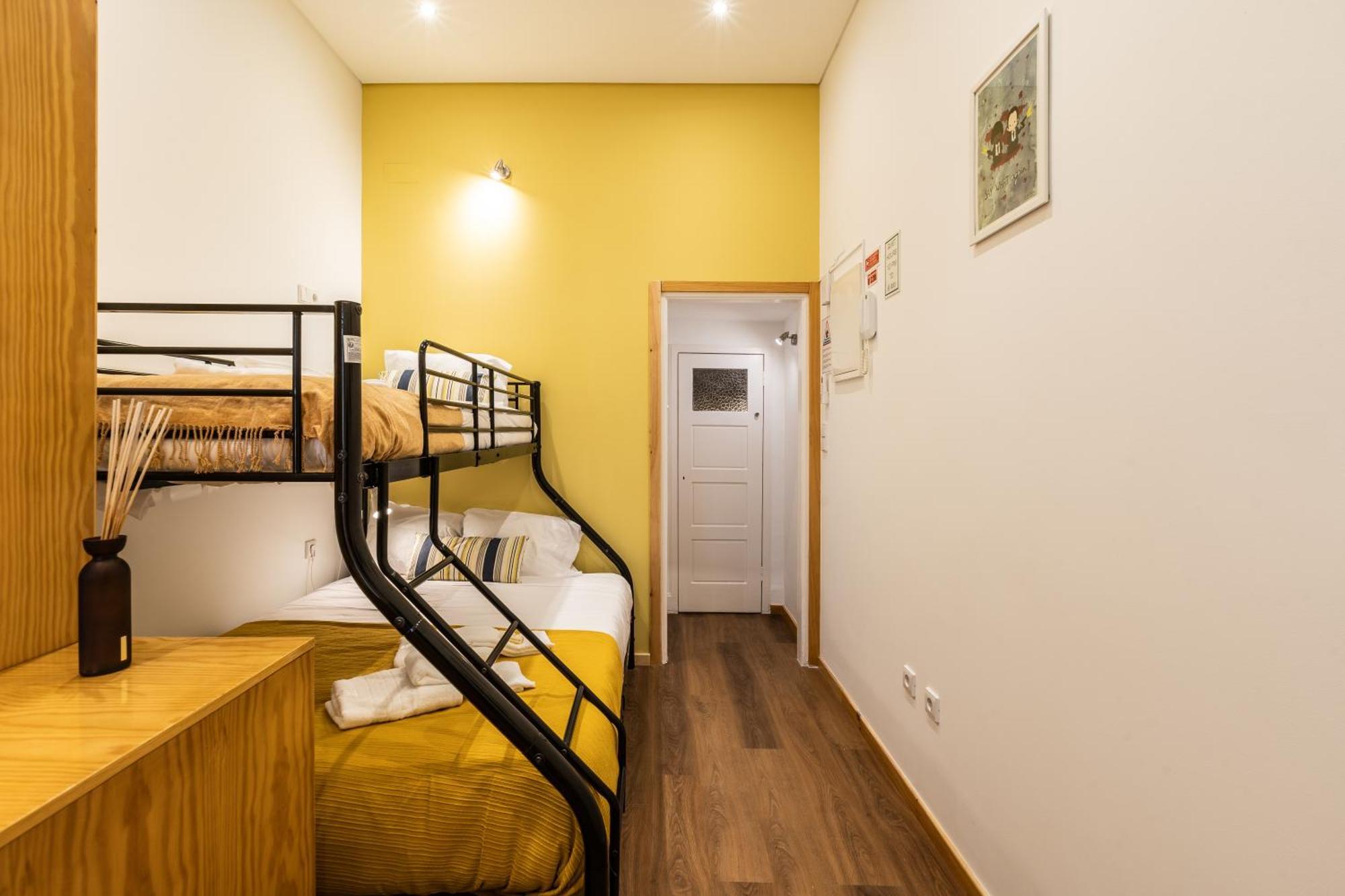 731 Costa Cabral Metro Residence Porto Pokoj fotografie